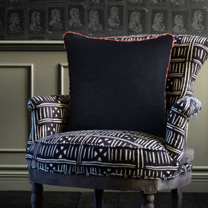 Mind The Gap Pillows ANTHRACITE Linen Cushion (LC40007)