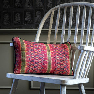 Mind The Gap Pillows LAKAI Linen Cushion (LC40013)