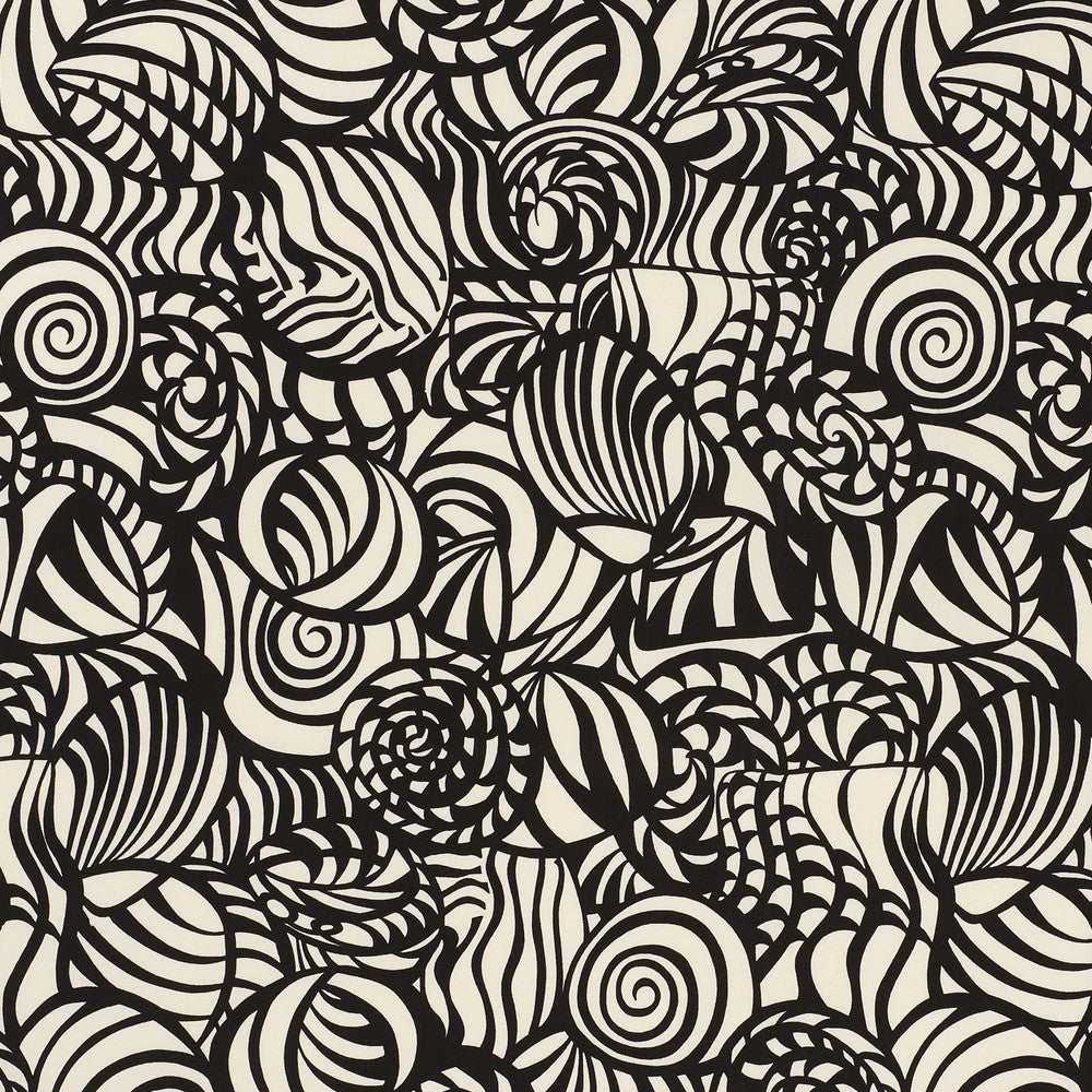 Seashells Black 176681 by Schumacher Designer Fabric ESSENTIALS: INDOOR/OUTDOOR PRINTS & WOVENS ACRYLIC PLAIN WEAVE 100% UNITED STATES OF AMERICA </p><p>Repeat: Horizontal: 26 3/4" (68CM) and Vertical: 38" (97CM) 54 - Swanky Fabrics -