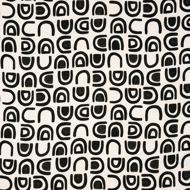 Threshold Printed Linen Carbon 180421 by Schumacher Fabric Schumacher Fabric Threshold Printed Linen Carbon 180421Fabric LINEN 100% ITALY </p><p>Repeat: H: HORZ. 54" (137CM), V: VERT. 13 1/2" (34CM) 54" (137CM) - Fabric Carolina -
