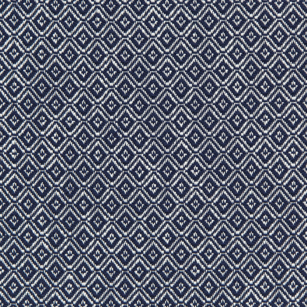 Seaford Weave Navy by Lee Jofa Fabric Lee Jofa Fabric Seaford Weave NavyFabric LINFORD WEAVES POLYESTER - 55%;COTTON - 45% United States </p><p>Repeat: H: 0.906, V: 1.13 54.5 - Fabric Carolina -