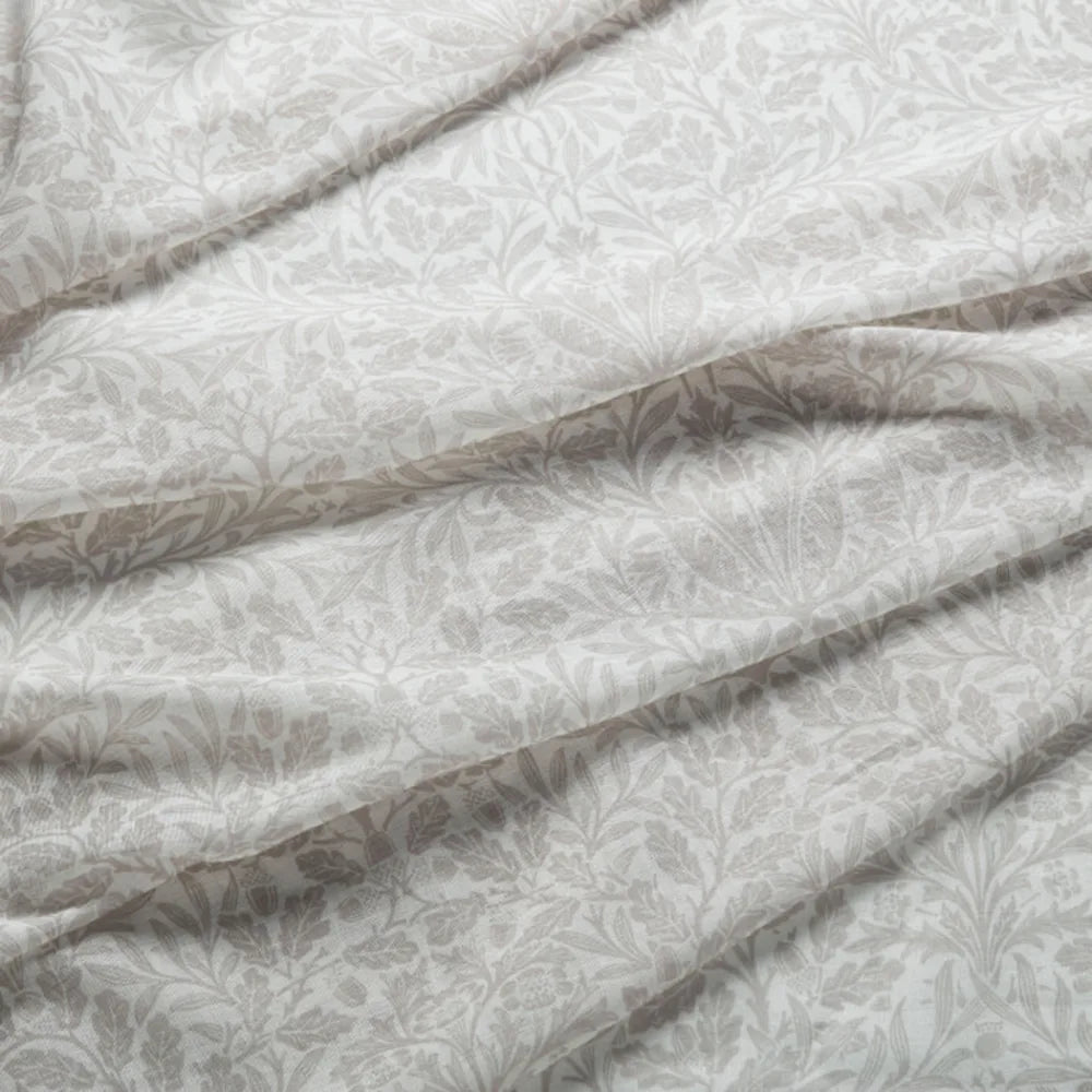7916 Acorn Sheer 3 Smoke by Wmah Designer Fabric 7916 Acorn Sheer 3 Smoke by Wmah Fabric WILLIAM MORRIS AT HOME DOVECOTE VOL 1 52%COT 48%LIN Turkey Horizontal: 13.375 and Vertical: 12.25 118 in - Fabric Carolina -