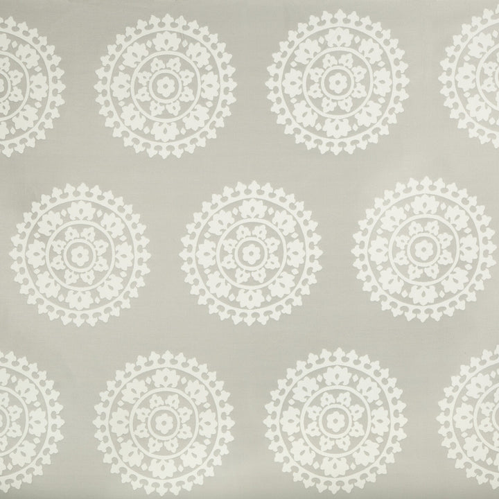 Mimar Chrome by Kravet Design Designer Fabric ECHO INDOOR OUTDOOR IBIZA POLYOLEFIN - 100% United States HEAVY Horizontal: 13.5 and Vertical: 27.5 54 - Swanky Fabrics -