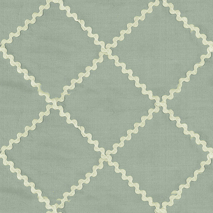 Rick Rack Diamond Mineral 3487003 by Schumacher Designer Fabric SCHUMACHER CHROMA SPR. '07 See Sample INDIA LIGHT DUTY </p><p>Repeat: Horizontal: 2 1/4" (6CM) and Vertical: 4 1/2" (11CM) 53" WIDE (135CM) - Swanky Fabrics -