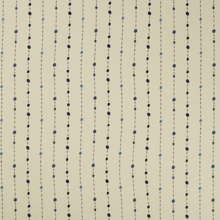 Kravet Basics 35243-5 by Kravet Basics Fabric Kravet Basics Fabric Kravet Basics 35243-5Fabric VISCOSE - 34%;LINEN - 28%;POLYESTER - 28%;RAYON - 10% China </p><p>Repeat: H: 4.5, V: 3.95 53.5 - Fabric Carolina -