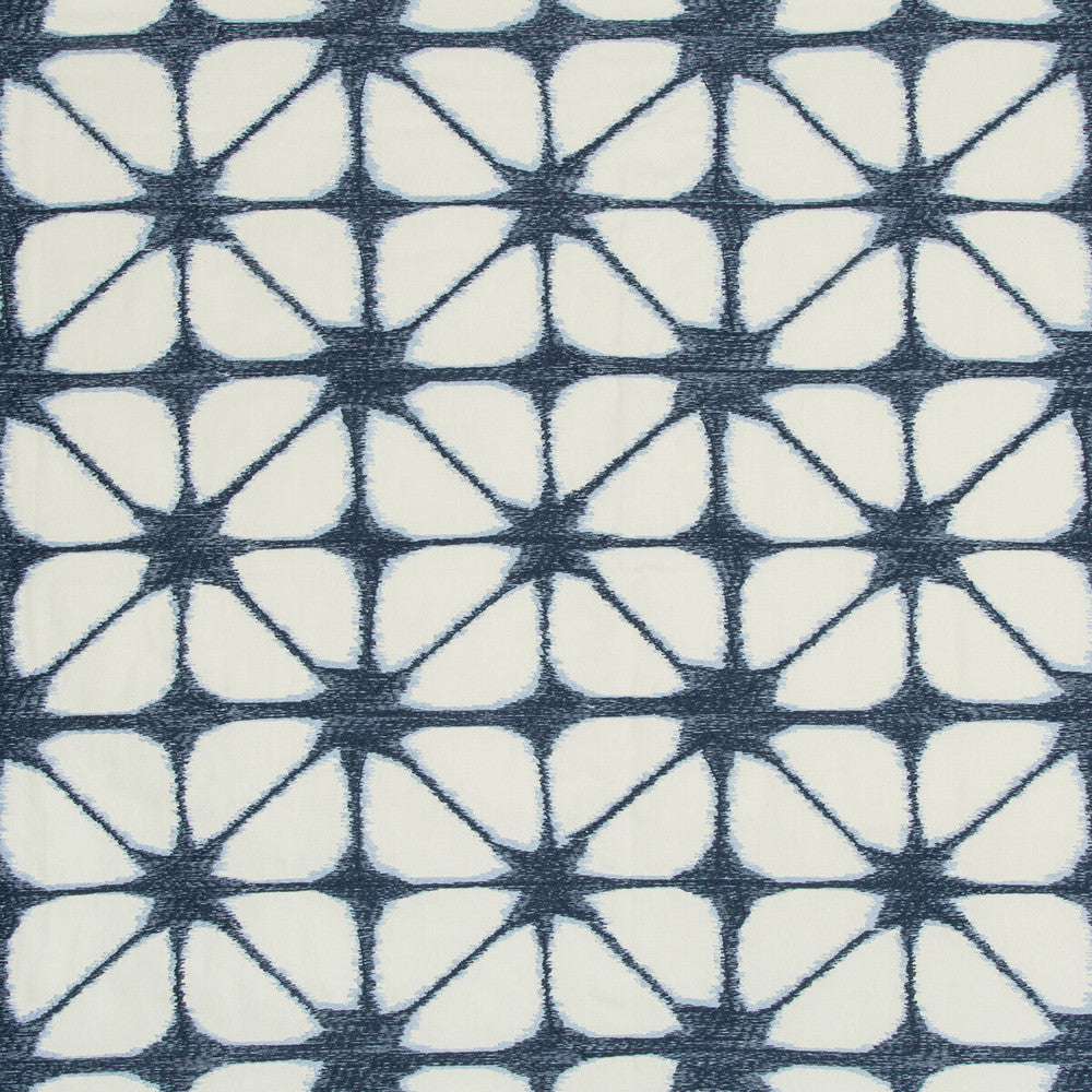 35632-150 by Kravet Design Designer Fabric LINEN - 38%;COTTON - 32%;POLYESTER - 30% India MEDIUM Horizontal: 16.9 and Vertical: 15.7 50 - Swanky Fabrics -