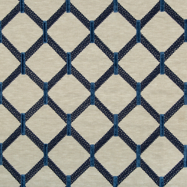 Kravet Basics 36136-516 by Kravet Basics Fabric Kravet Basics Fabric Kravet Basics 36136-516Fabric POLYESTER - 71%;COTTON - 29% India </p><p>Repeat: H: 4.5, V: 6 52 - Fabric Carolina -