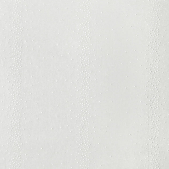 Gaffey Snow by Kravet Basics Fabric Kravet Basics Fabric Gaffey SnowFabric JEFFREY ALAN MARKS LINEN - 75%;COTTON - 25% India </p><p>Repeat: H: 13, V: 6.5 52 - Fabric Carolina -