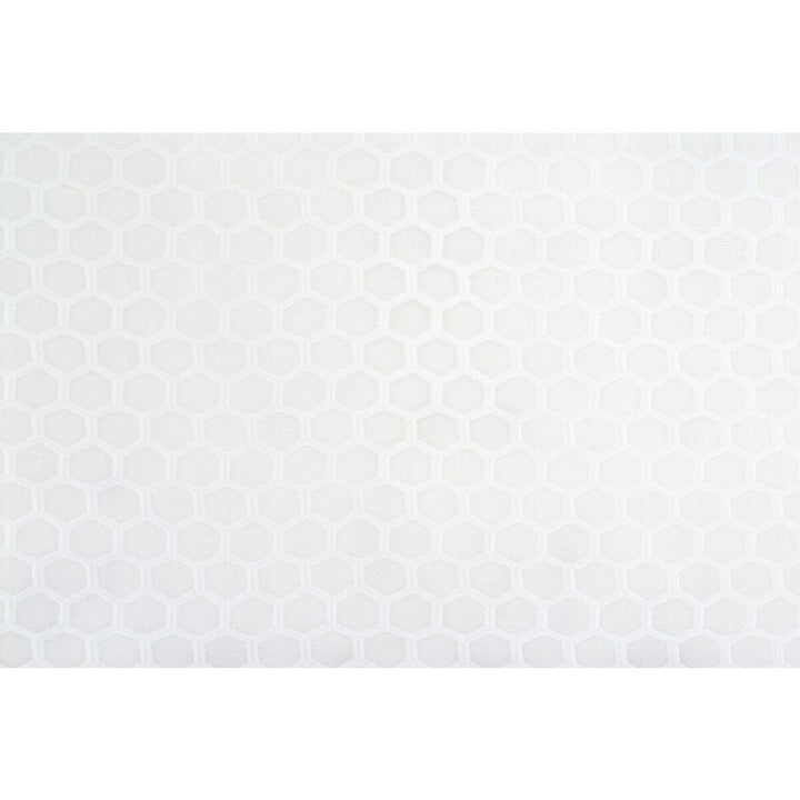 Kravet Basics 4298-101 by Kravet Basics Fabric Kravet Basics Fabric Kravet Basics 4298-101Fabric POLYESTER - 100% Turkey </p><p>Repeat: H: 1.57, V: 2.19 118 - Fabric Carolina -