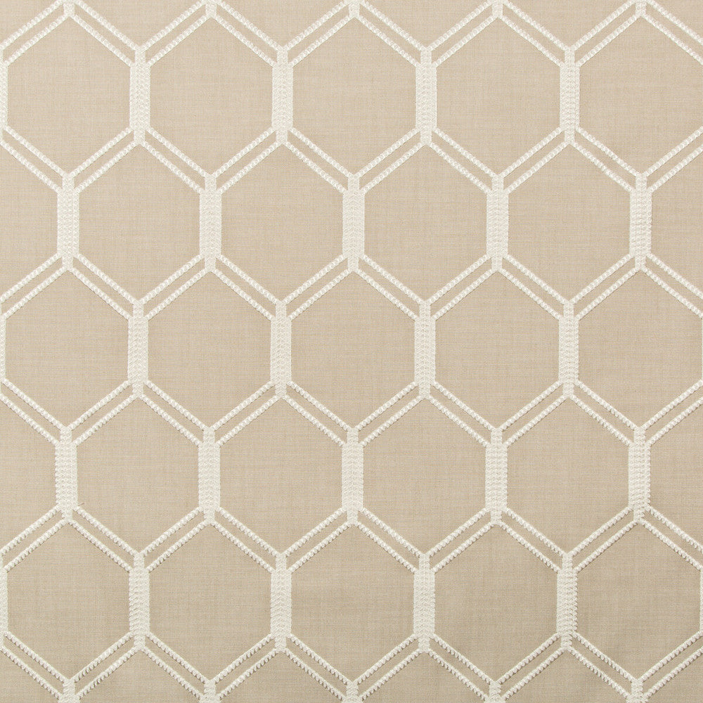 4686-16 by Kravet Basics Designer Fabric COTTON - 73%;POLYESTER - 27% India Horizontal: 5.375 and Vertical: 9.25 54 - Swanky Fabrics -