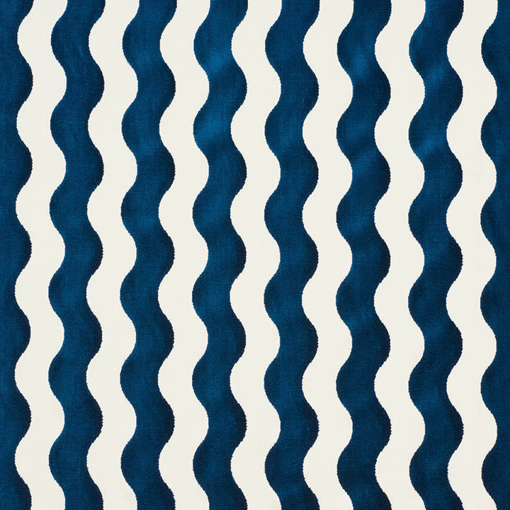 The Wave Velvet Navy 69423 by Schumacher Fabric Schumacher Fabric The Wave Velvet Navy 69423Fabric COTTON 66% UNITED STATES OF AMERICA </p><p>Repeat: H: HORZ. 3 1/4" (8CM), V: VERT. 3 1/2" (9CM) 50.5 - Fabric Carolina -