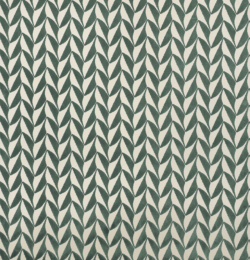 Spades Mineral 71232 by Schumacher Designer Fabric DAVID KAIHOI COTTON 89% POLYESTER 11% UNITED STATES OF AMERICA </p><p>Repeat: Horizontal: 2 1/2" (6CM) and Vertical: 1 3/4" (4CM) 50.5 - Swanky Fabrics -