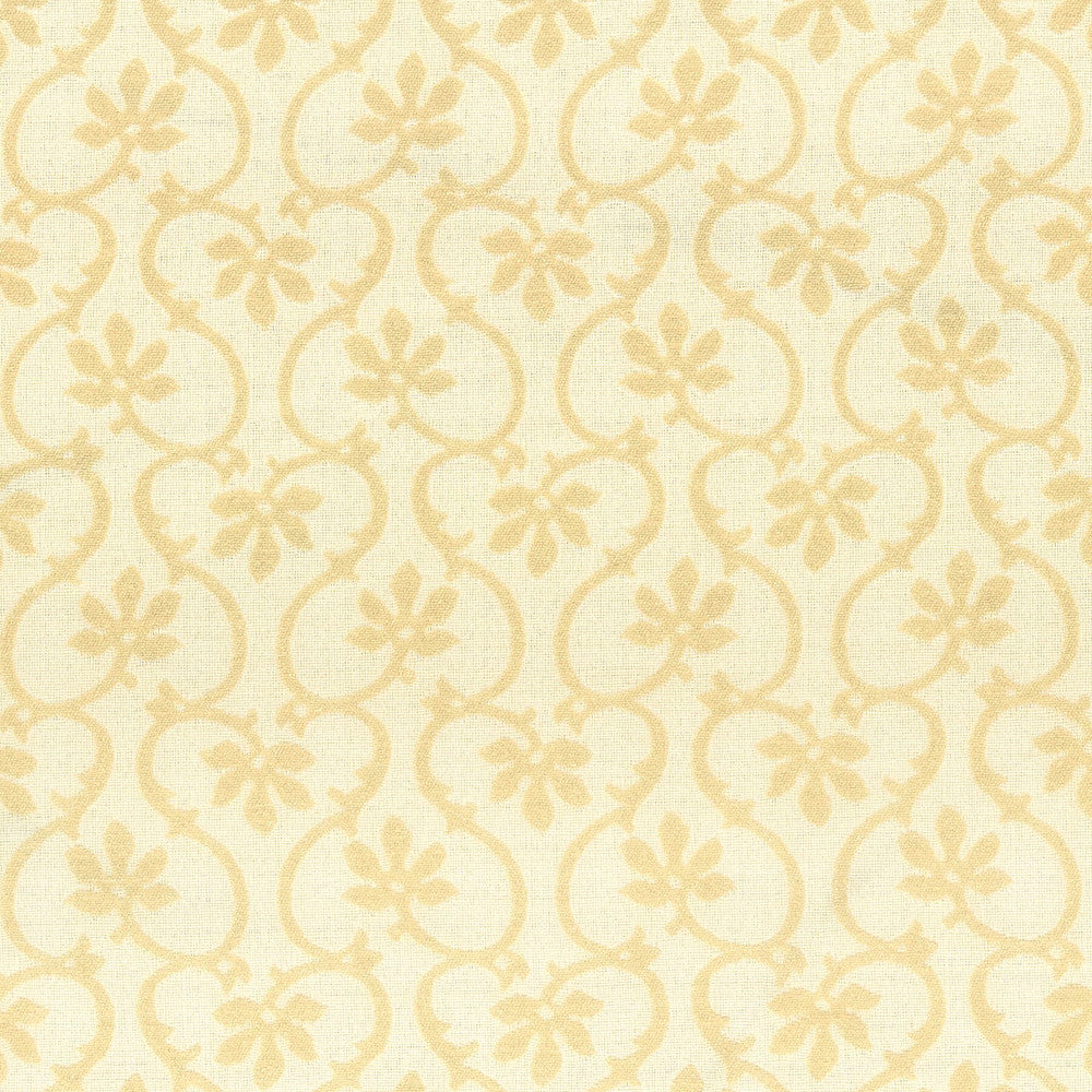 7615-03 Floral Scroll by Bassett Mcnab Fabric Bassett Mcnab Fabric 7615-03 Floral ScrollFabric BASSETT MCNAB PRINTS USA </p><p>Repeat: H: 2.250, V: 4.250 54 in - Fabric Carolina -