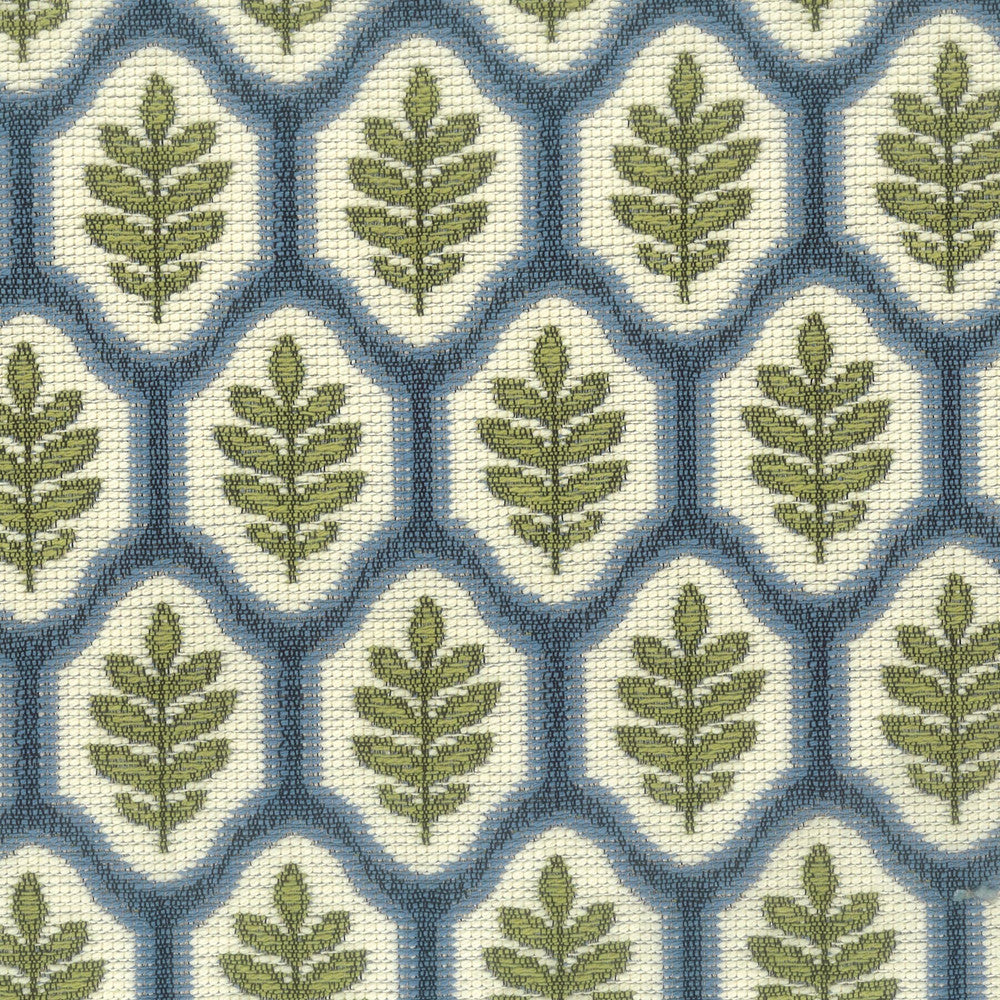 7685-4 Grospoint Leaf by Bassett Mcnab Fabric Bassett Mcnab Fabric 7685-4 Grospoint LeafFabric BASSETT MCNAB WOVENS USA </p><p>Repeat: H: 2.500, V: 5.000 54 in - Fabric Carolina -