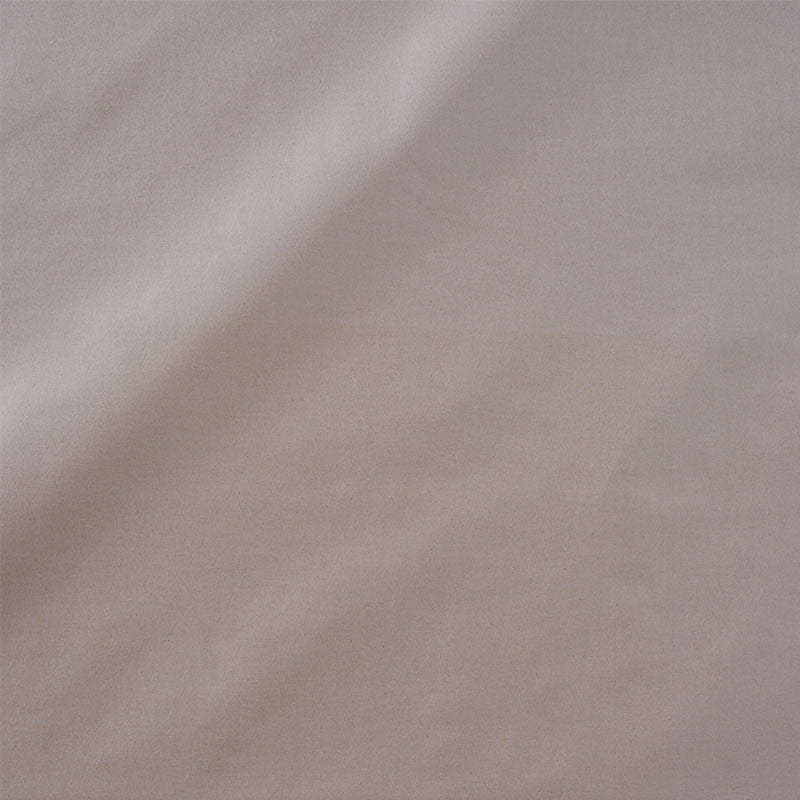 Cecil Cotton Chintz Stone 76982 by Schumacher Fabric Schumacher Fabric Cecil Cotton Chintz Stone 76982Fabric COTTON 100% FRANCE </p><p>Repeat: H: , V: 54 - Fabric Carolina -
