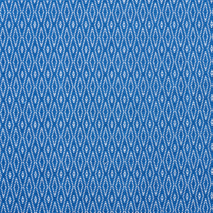 Derby Diamond Performance Indigo 77522 by Schumacher Fabric Schumacher Fabric Derby Diamond Performance Indigo 77522Fabric COTTON 100% INDIA </p><p>Repeat: H: HORZ. 3/4" (2CM) , V: VERT. 1 1/2" (4CM) 55.5 - Fabric Carolina -