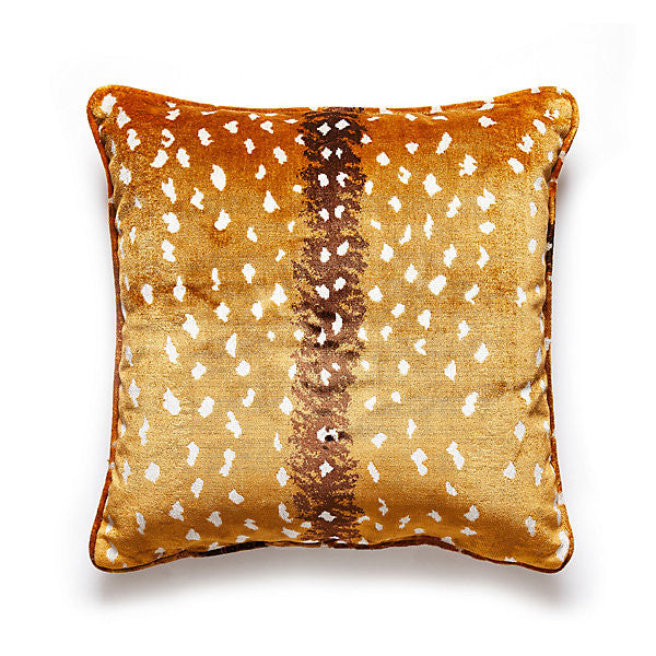 Antelope Pillow/Tawny by Scalamandre Pillow Scalamandre Pillow Antelope Pillow/TawnyPillow 76% VISCOSE 24% ACRYLIC USA </p><p>Repeat: H: , V: - Fabric Carolina -
