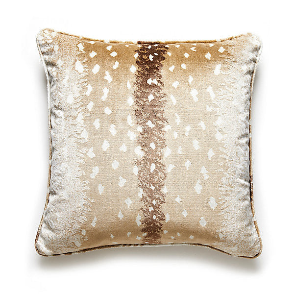 Antelope Pillow/Sahara by Scalamandre Pillow Scalamandre Pillow Antelope Pillow/SaharaPillow 76% VISCOSE 24% ACRYLIC USA </p><p>Repeat: H: , V: - Fabric Carolina -