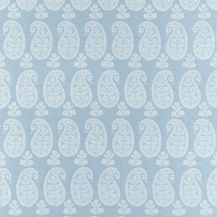 Campania Paisley Robin's Egg AW16108 by Thibaut Fabric Thibaut Fabric Campania Paisley Robin's Egg AW16108Fabric SOLEIL TEXTURES U.S.A </p><p>Repeat: H: 7 in (17.78 cm), V: 24.5 (62.23 cm) 54 in  (137.16 cm) - Fabric Carolina -