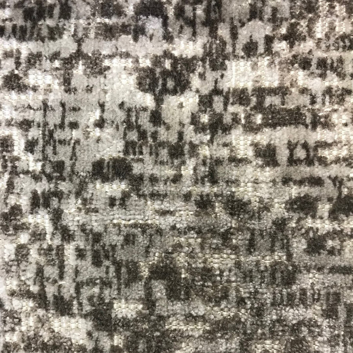 Bathsheba 3 Granite by Stout Designer Fabric RIGHT ON TREND CUT VELVETS 56%POL 44%SVI INDIA FLAME RETARDANT-U.F.A.C. CLASS 1 FLAME RETARDANT-N.F.P.A. 260A CLASS 1 CATB 117-2013 WYZENBEEK 50 000 DOUBLE RUB WEAR TEST (HEAVY DUTY) </p><p>Repeat: 13.5 54 in - Swanky Fabrics -