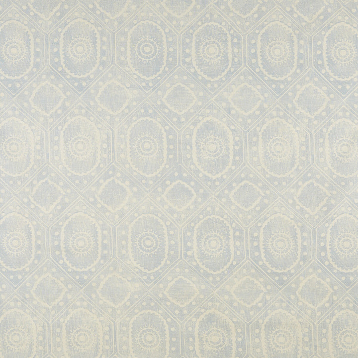 Diamond Pale Blue by Lee Jofa Fabric Lee Jofa Fabric Diamond Pale BlueFabric BLITHFIELD LINEN - 88%;POLYAMIDE - 12% United Kingdom </p><p>Repeat: H: 27, V: 20.5 54.25 - Fabric Carolina -