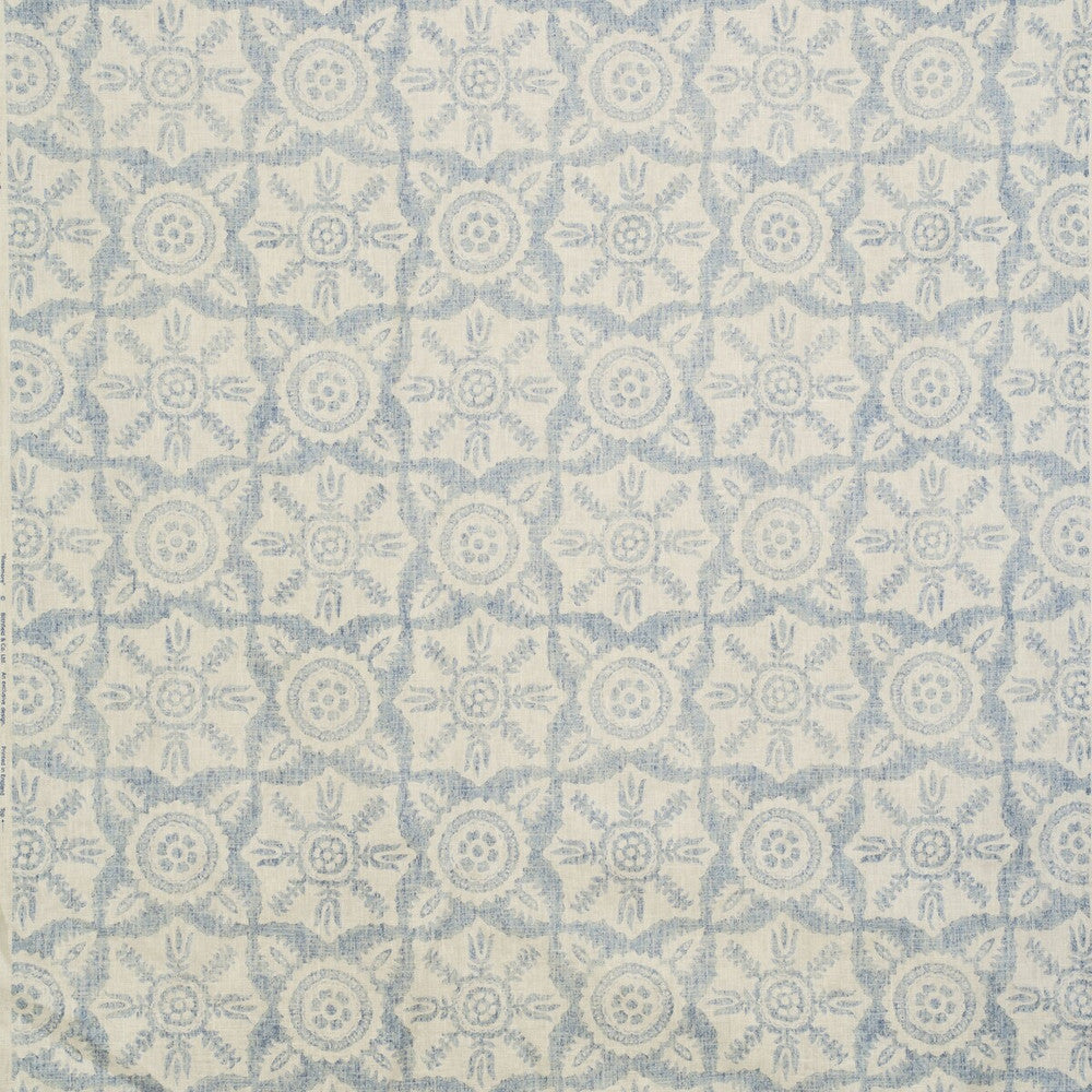 Rossmore Ii Aqua by Lee Jofa Fabric Lee Jofa Fabric Rossmore Ii AquaFabric BLITHFIELD LINEN - 100% United Kingdom </p><p>Repeat: H: 15, V: 15 52.75 - Fabric Carolina -