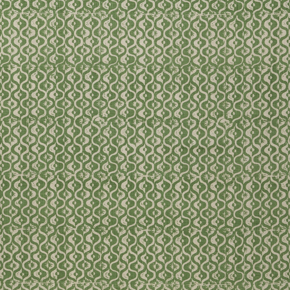 Small Medallion Forest by Lee Jofa Fabric Lee Jofa Fabric Small Medallion ForestFabric BLITHFIELD LINEN - 100% United Kingdom </p><p>Repeat: H: 17.1, V: 37.7 51.1 - Fabric Carolina -