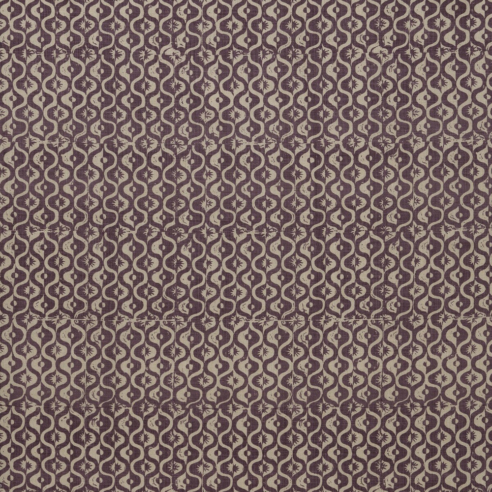 Small Medallion Aubergine by Lee Jofa Fabric Lee Jofa Fabric Small Medallion AubergineFabric BLITHFIELD LINEN - 100% United Kingdom </p><p>Repeat: H: 17.1, V: 37.7 51.1 - Fabric Carolina -