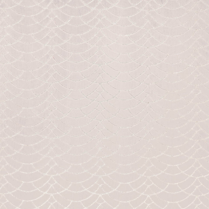 Bolton 5 Dove by Marcus William Fabric Marcus William Fabric Bolton 5 DoveFabric KAI/MARCUS WILLIAM ARAVALLI 61%SVI 39%POL INDIA </p><p>Repeat: H: 6.625, V: 2.500 55 in - Fabric Carolina -