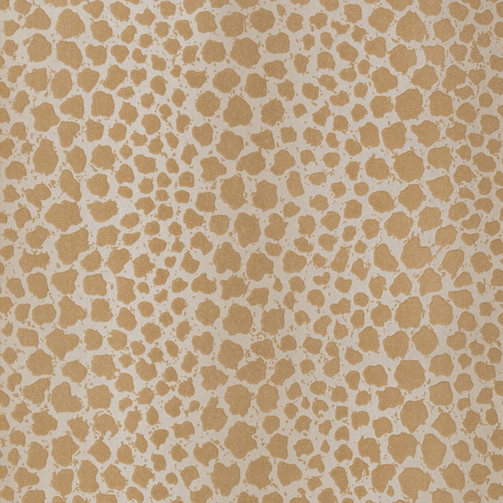 Sundra Flock Sand by G P & J Baker Wallcovering G P & J Baker Wallcovering Sundra Flock SandWallcovering LANGDALE NON WOVEN - 100% United Kingdom </p><p>Repeat: H: , V: 21.079 20.488 - Fabric Carolina -