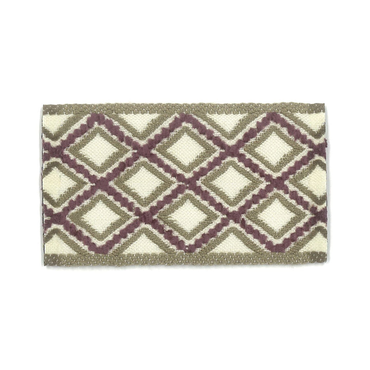 Cooke 7 Aubergine by Stout Trim Stout Trim Cooke 7 AubergineTrim NEW WORLD TRIM VOLUME II 93%SVI 7%POL FRANCE </p><p>Repeat: H: 1.000, V: 0.000 1.88 in - Fabric Carolina -