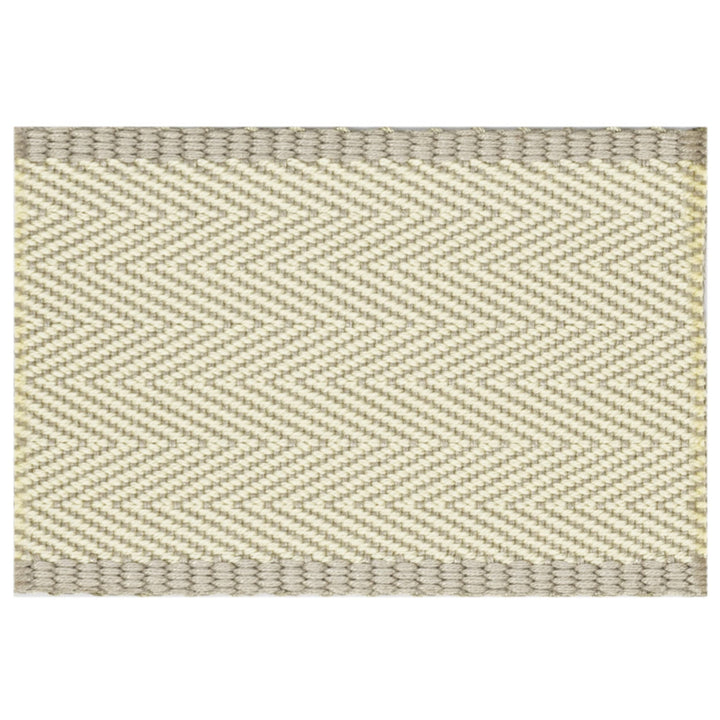 Curio 1 Mushroom by Stout Trim Stout Trim Curio 1 MushroomTrim VISIONS OF COLOR TRIM TURKEY </p><p>Repeat: H: 0.000, V: 0.000 2.63 in - Fabric Carolina -