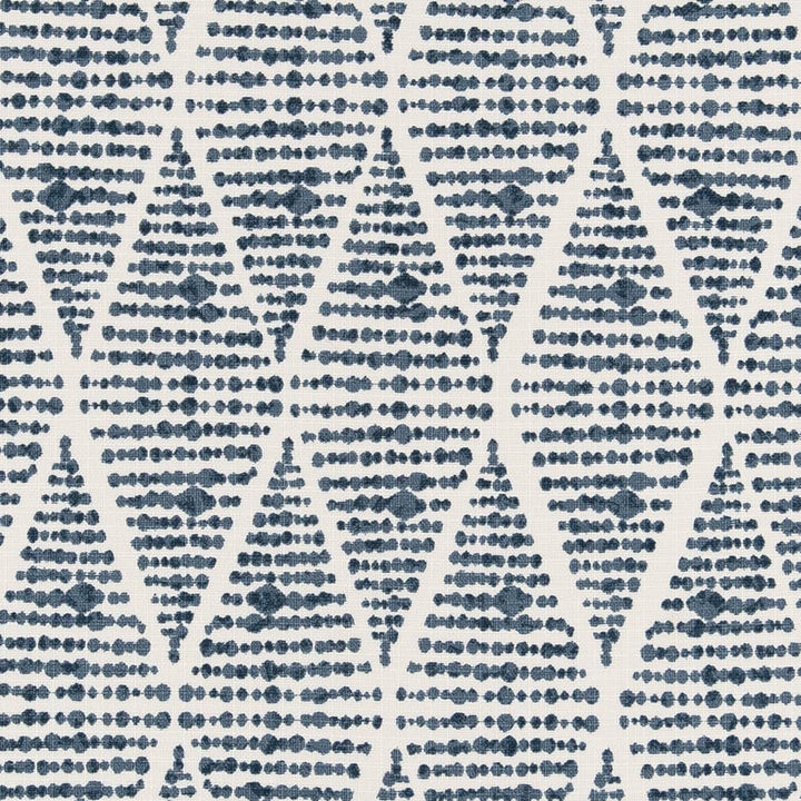 D2505 Oxford by Charlotte Designer Fabric Patio Prints 100% Polyester Made in USA Exceeds 60,000 Wyzenbeek Rubs (Heavy Duty) </p><p>Repeat: Horizontal 4.5" x Vertical 11.5" 54 Inches - Swanky Fabrics -