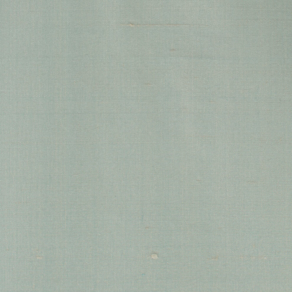 Dupioni 39 Mist by Stout Designer Fabric DUPIONI SILK 100%SLK INDIA WYZENBEEK 33 000 DOUBLE RUB WEAR TEST (HEAVY DUTY) FLAME RETARDANT-U.F.A.C. CLASS 1 CATB 117-2013 Horizontal: 0.000 and Vertical: 0.000 54 in - Swanky Fabrics -