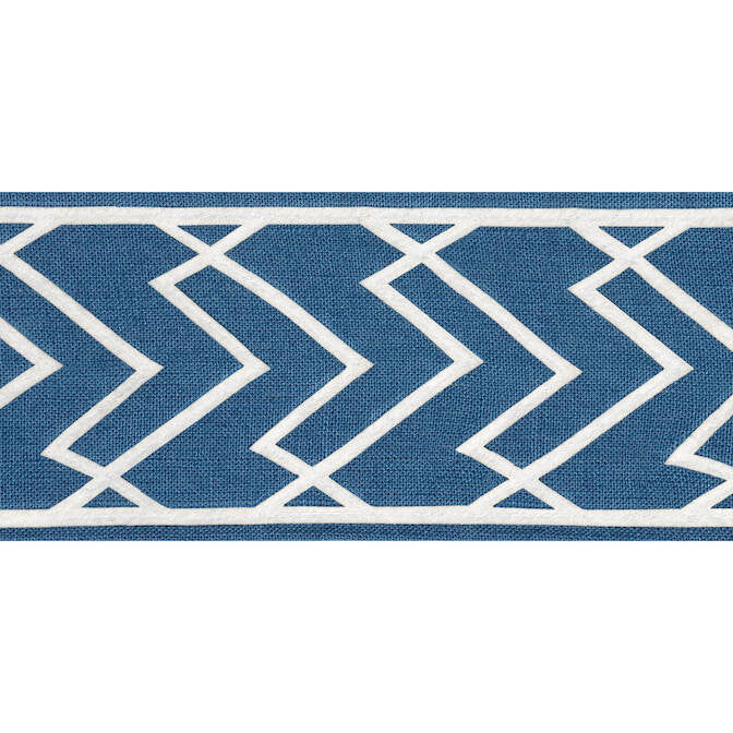 Summit Applique Tape Bermuda E12215 by Thibaut Fabric Thibaut Fabric Summit Applique Tape Bermuda E12215Fabric Tapes & Trims Volume 3 75% Linen, 25% Polyester INDIA </p><p>Repeat: V: 2.5 4 - Fabric Carolina -