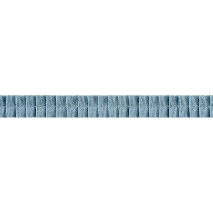 Pleated Tape Heron E12314 by Thibaut Trim Thibaut Trim Pleated Tape Heron E12314Trim SOLEIL 100% Cotton U.S.A </p><p>Repeat: H: , V: 0.87 in  (2.21 cm) - Fabric Carolina -