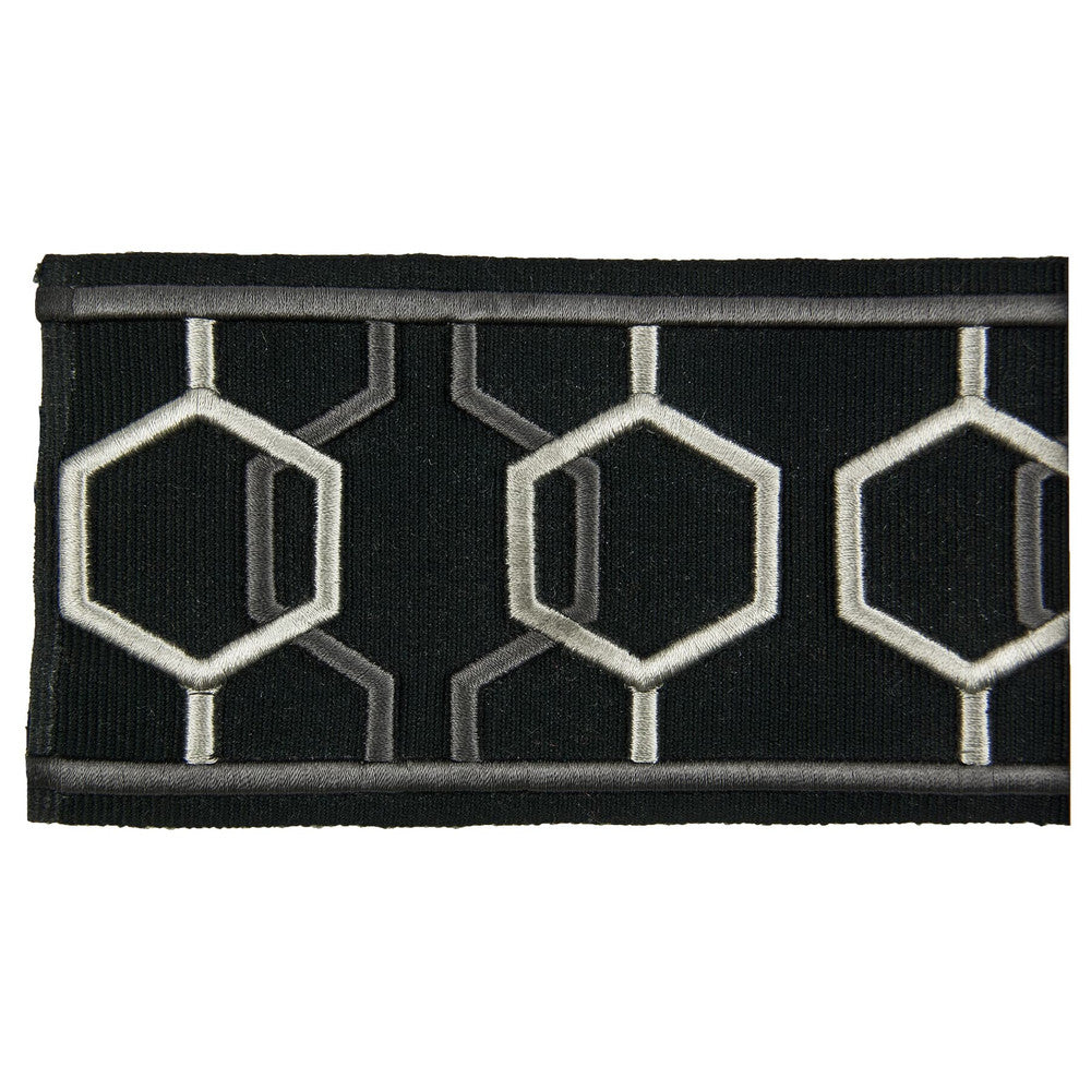 Emily 2 Onyx by Stout Trim Stout Trim Emily 2 OnyxTrim DISTINCTION TAPES 99%SVI 1%POL CHINA </p><p>Repeat: H: 3.000, V: 4.000 3 in - Fabric Carolina -