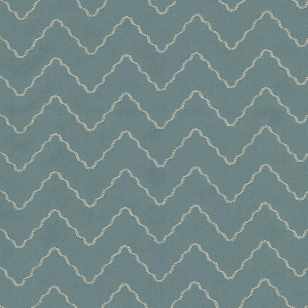 Evora 1 Aqua by Marcus William Fabric Marcus William Fabric Evora 1 AquaFabric MARCUS WILLIAM DESTINATIONS 86%POL 14%ACR INDIA </p><p>Repeat: H: 3.250, V: 1.750 54 in - Fabric Carolina -