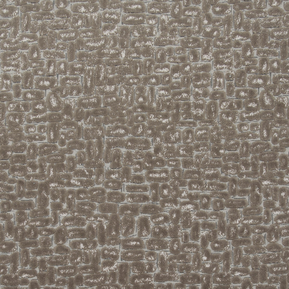 Moda Taupe by Clarke And Clarke Fabric Clarke And Clarke Fabric Moda TaupeFabric CLARKE & CLARKE DIMENSIONS POLYESTER - 51%;COTTON - 49% Turkey </p><p>Repeat: H: 13.78, V: 16.14 54 - Fabric Carolina -