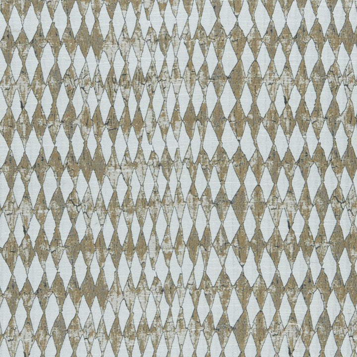 Amara Cinnamon by Clarke And Clarke Fabric Clarke And Clarke Fabric Amara CinnamonFabric CLARKE & CLARKE AMARA VISCOSE - 68%;POLYESTER - 32% India </p><p>Repeat: H: 13.58, V: 19.09 55 - Fabric Carolina -