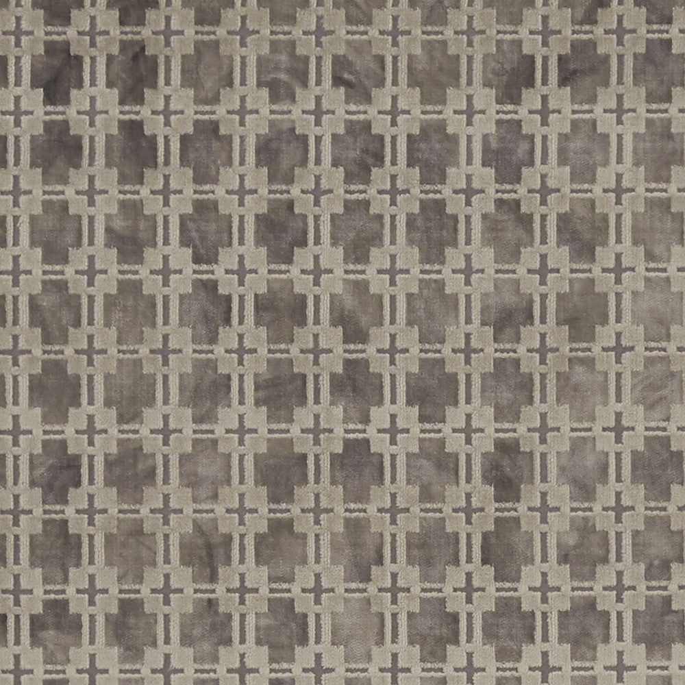 Maui Natural by Clarke And Clarke Fabric Clarke And Clarke Fabric Maui NaturalFabric CLARKE & CLARKE EXOTICA VISCOSE - 48%;LINEN - 21%;POLYESTER - 19%;COTTON - 12% India </p><p>Repeat: H: 1.5, V: 1.875 54 - Fabric Carolina -