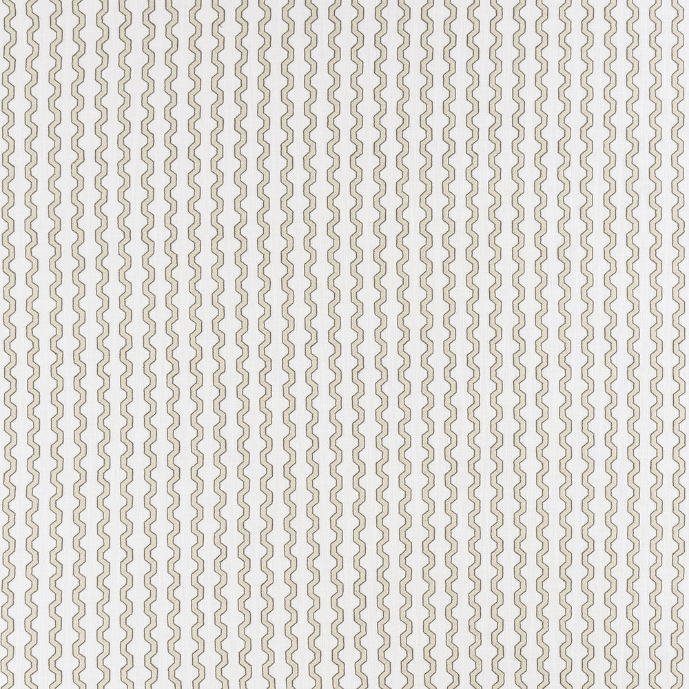 Replay Ivory by Clarke And Clarke Fabric Clarke And Clarke Fabric Replay IvoryFabric CLARKE & CLARKE ORIGINS COTTON - 69%;POLYESTER - 31% India </p><p>Repeat: H: 2.5, V: 1.58 54 - Fabric Carolina -