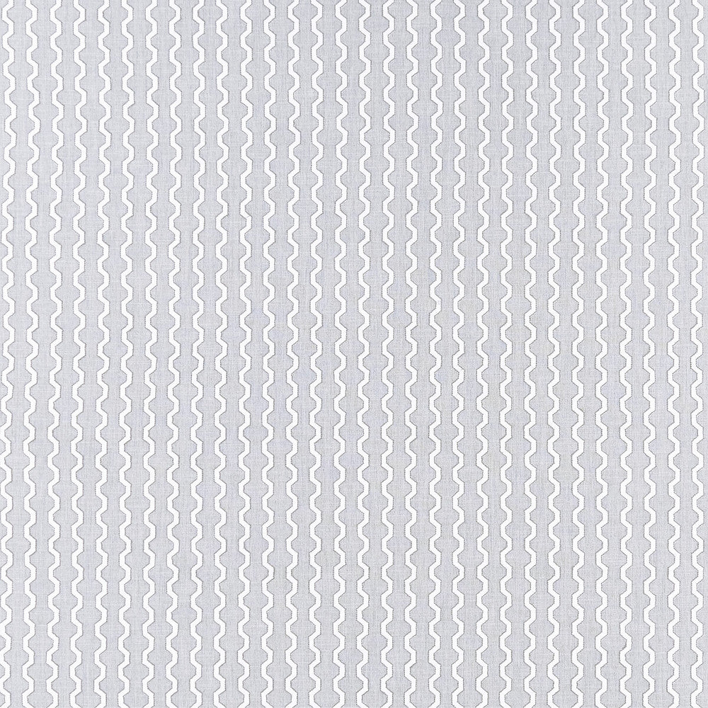 Replay Silver by Clarke And Clarke Fabric Clarke And Clarke Fabric Replay SilverFabric CLARKE & CLARKE ORIGINS COTTON - 69%;POLYESTER - 31% India </p><p>Repeat: H: 2.5, V: 1.58 54 - Fabric Carolina -