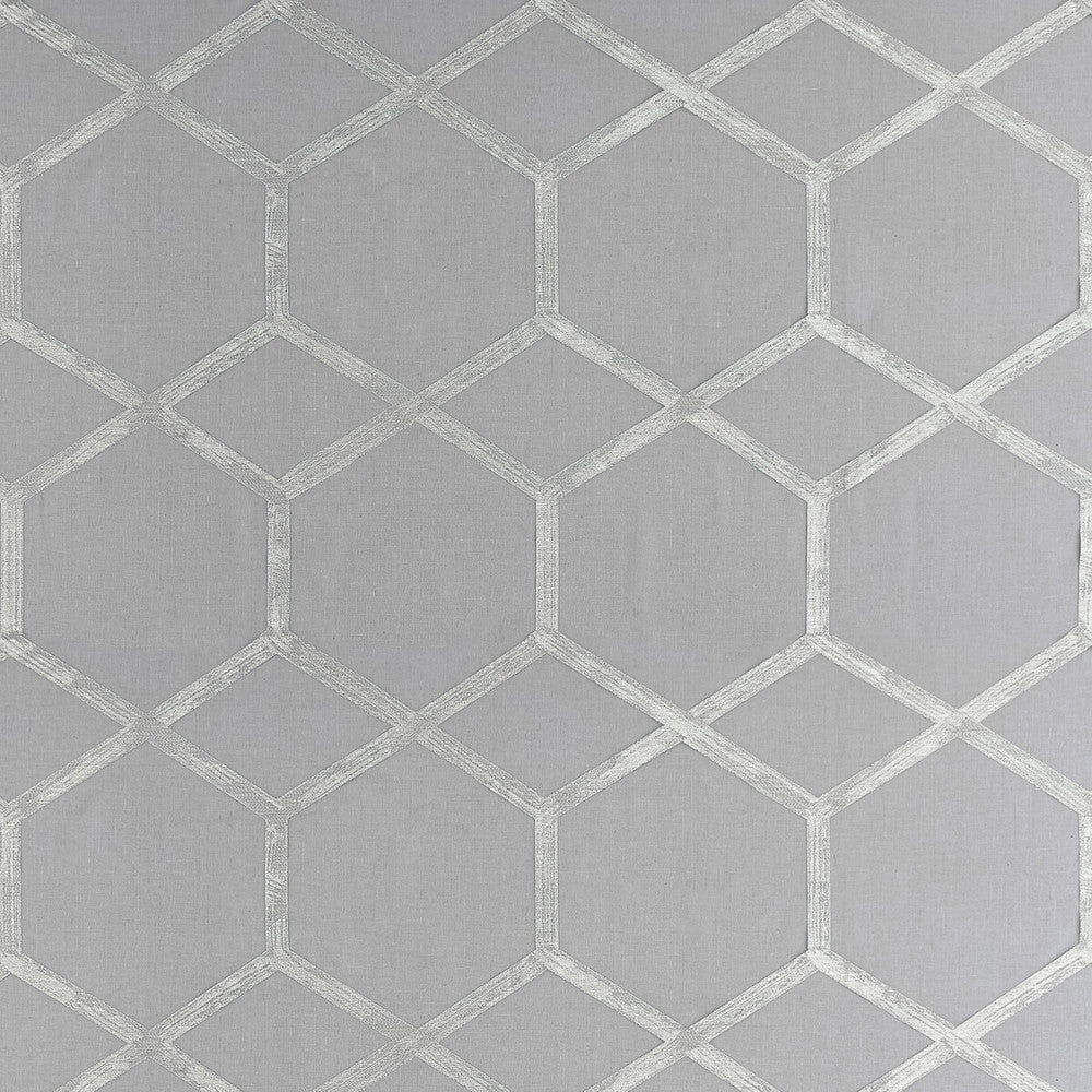 Forma Charcoal/Silver by Clarke And Clarke Fabric Clarke And Clarke Fabric Forma Charcoal/SilverFabric CLARKE & CLARKE METALLI POLYESTER - 87%;VISCOSE - 12%;LINEN - 1% Turkey </p><p>Repeat: H: 13.5, V: 11.23 117 - Fabric Carolina -