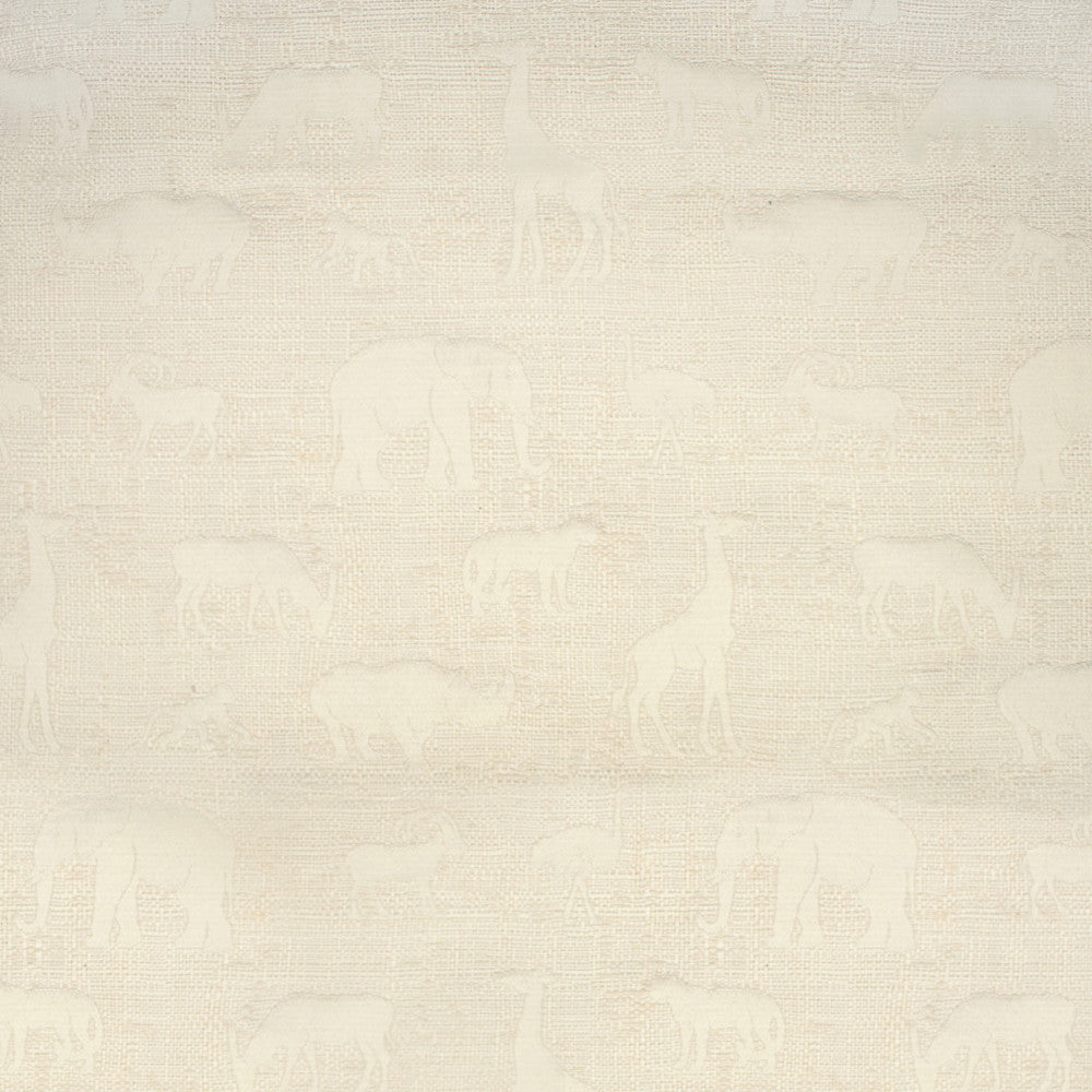 F1622 Pearl by Greenhouse Designer Fabric 60% Cotton, 40% Polyester China 50,000 </p><p>Repeat: 9.31" H, 13.5" V 56" - Swanky Fabrics -