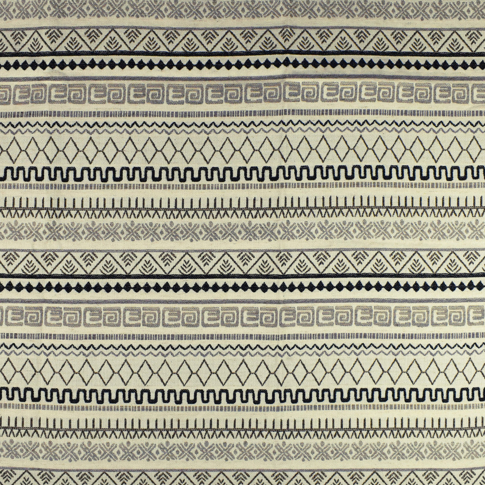 F2772 Cream by Greenhouse Designer Fabric E83: greenhouse HUES 99% Polyester, 1% Linen China 53,000 double rubs </p><p>Repeat: 2.25" H, 14" V 57" - Swanky Fabrics -