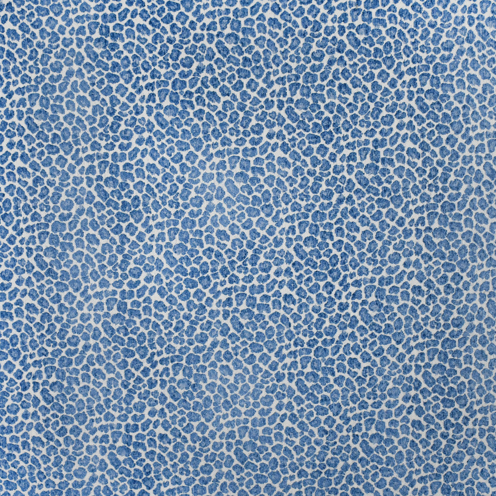 F2971 Azure by Greenhouse Designer Fabric 52% Rayon, 26% Polyester, 22% Cotton China 15,000 double rubs </p><p>Repeat: 3.5" H, 6.5" V 56" - Swanky Fabrics -