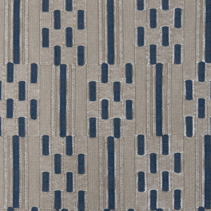 Santa Maria Marron by Gaston Y Daniela Designer Fabric GASTON NUEVO MUNDO VISCOSE - 58%;POLYESTER - 18%;LINEN - 14%;WOOL - 10% India HEAVY Horizontal: 6 and Vertical: 9 48.5 - Swanky Fabrics -