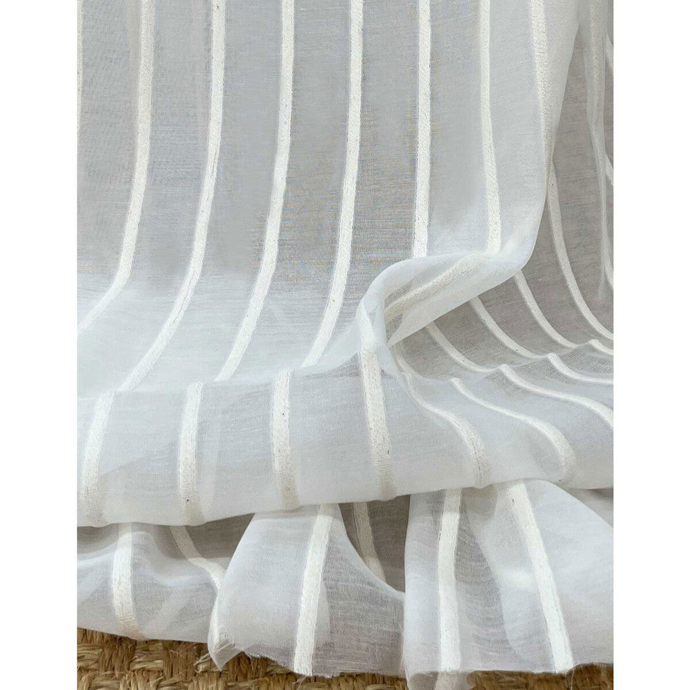 Gaston Y Daniela Drapery GDT5707.001.0 Drapery POLYESTER - 67%;COTTON - 33% Spain </p><p>Repeat: H: , V: 27.5 21 - My Fabric Connection -