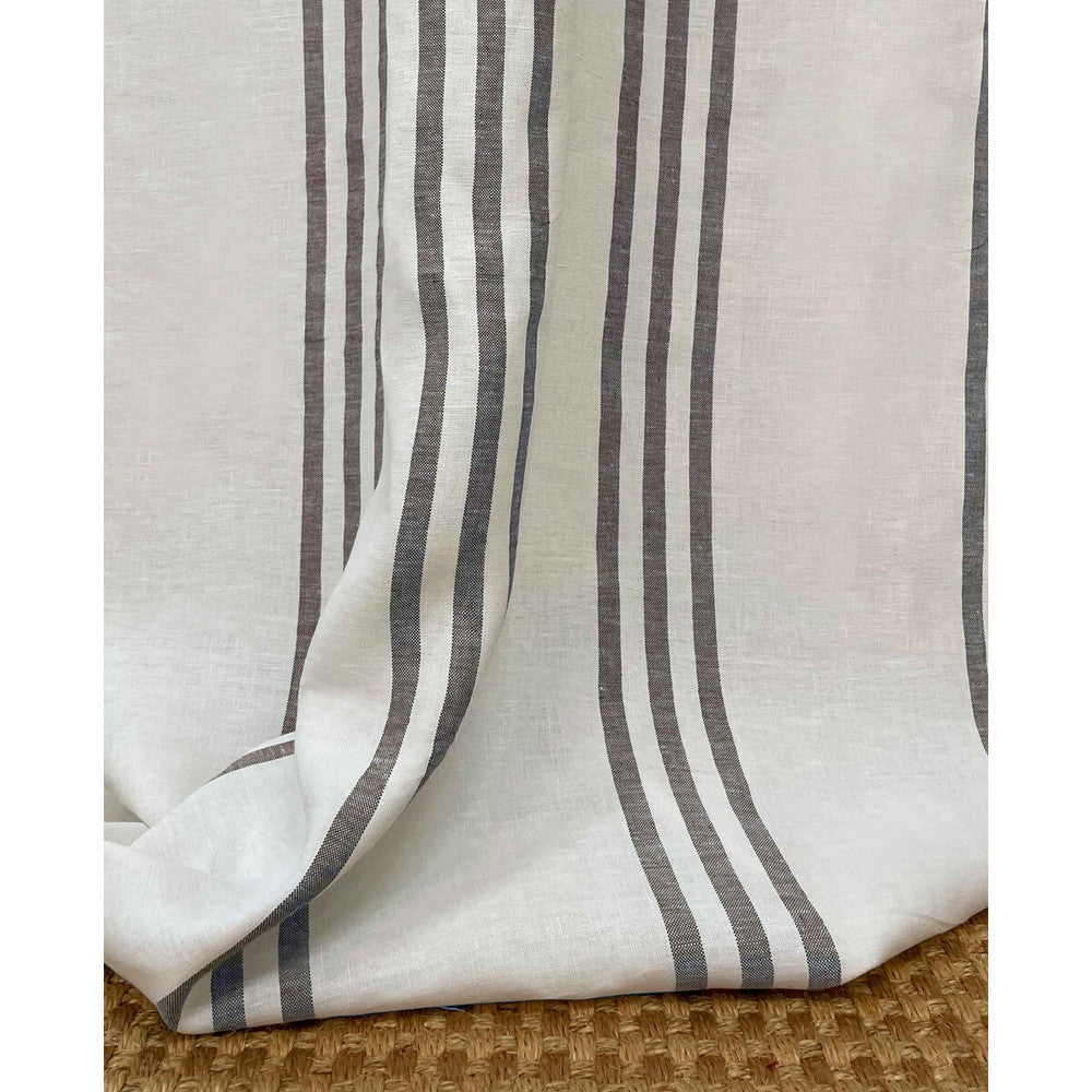 Gaston Y Daniela Drapery GDT5733.003.0 Drapery LINEN - 100% Spain </p><p>Repeat: H: , V: 27.5 21 - My Fabric Connection -